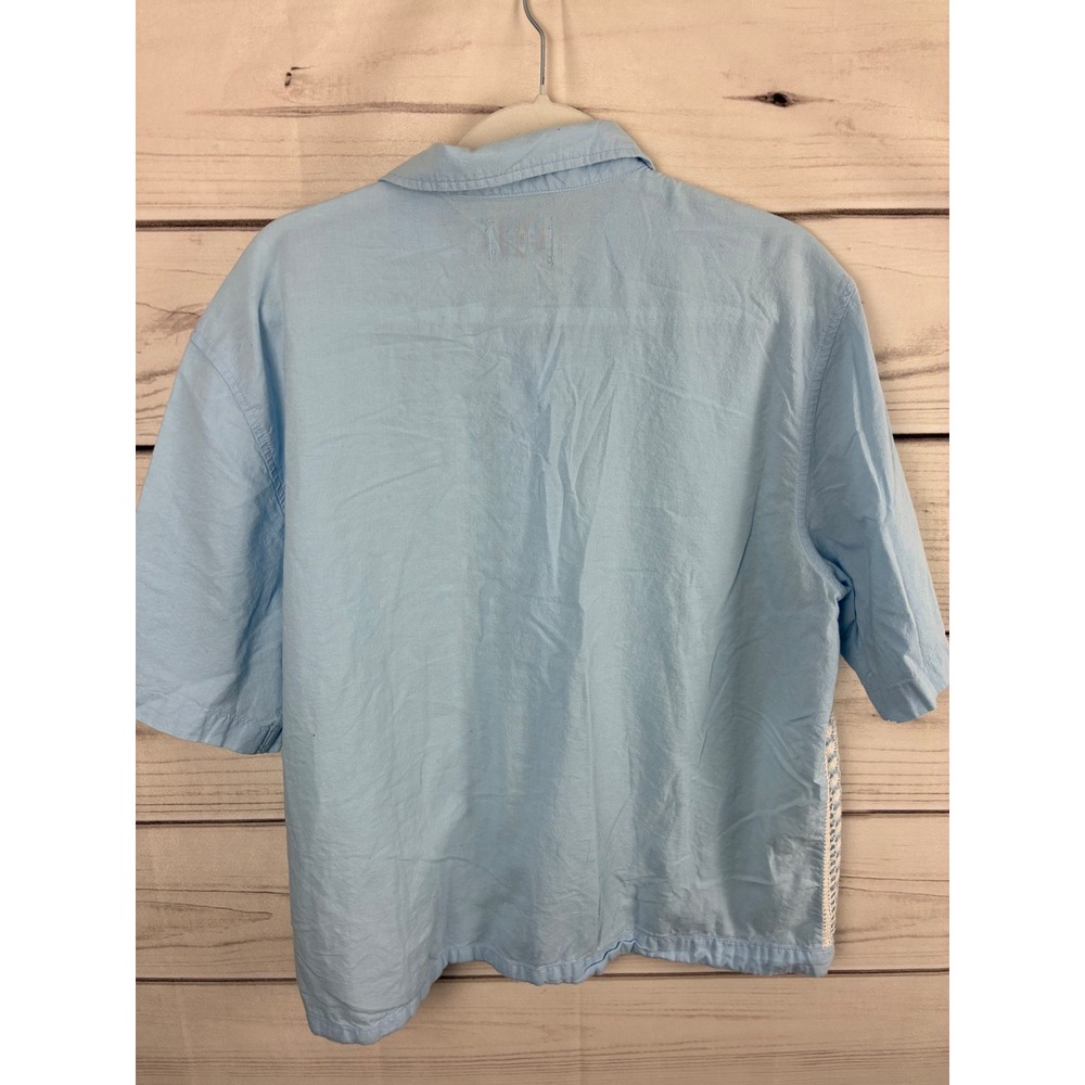 BDG Mens Light Blue Crochet Lace Front Short Sleeve Button Down Shirt Large - Picture 2 of 6